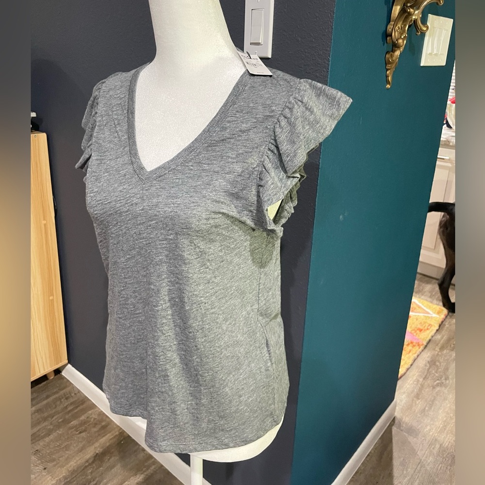 Express Ruffle Sleeve V-Neck Tee, Heather Gray - Picture 3 of 5